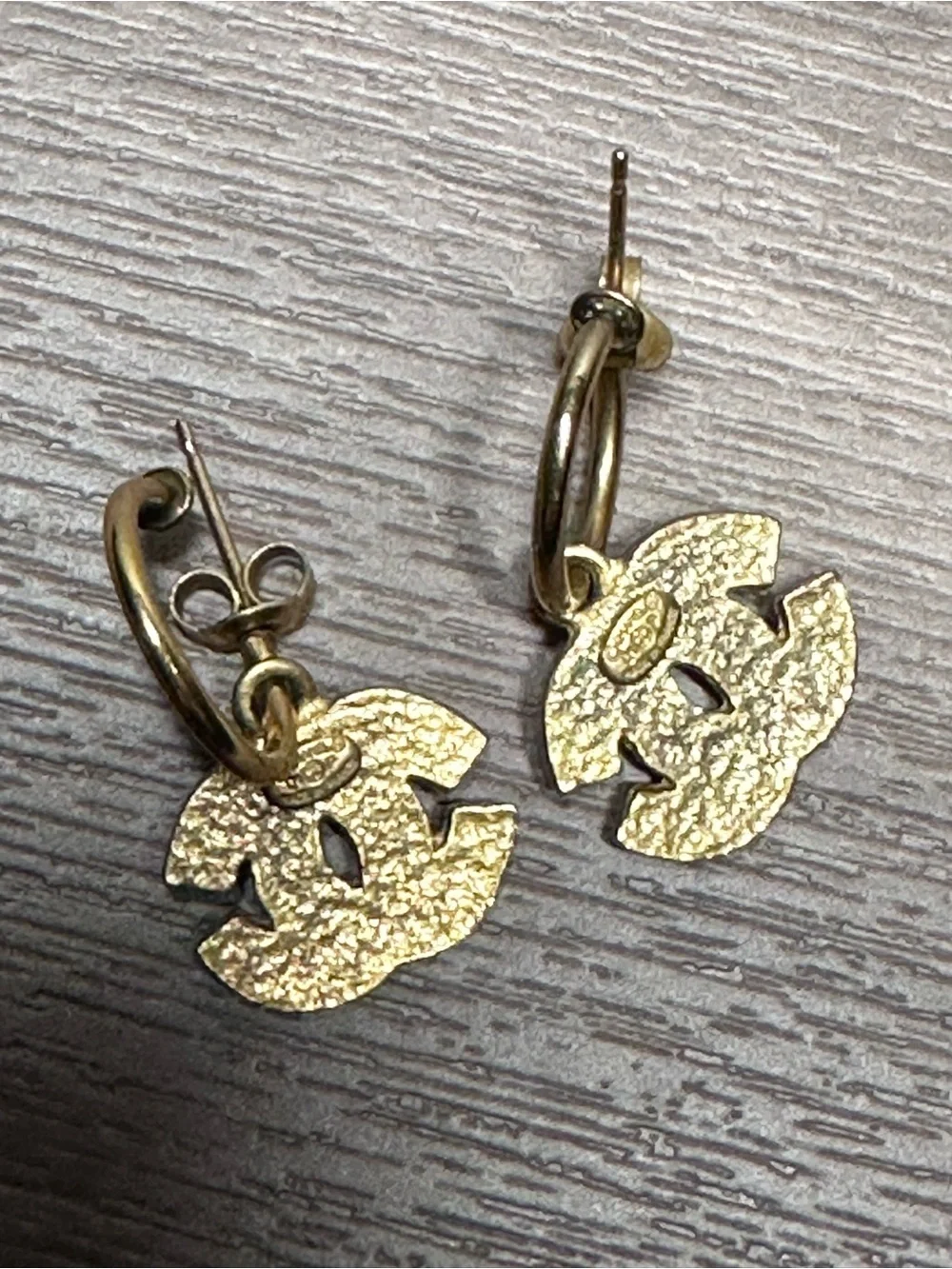 Chanel CC dangling Pierre earrings